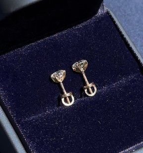 Золоті пусети з муасанітами по 0.5ct 18161 фото